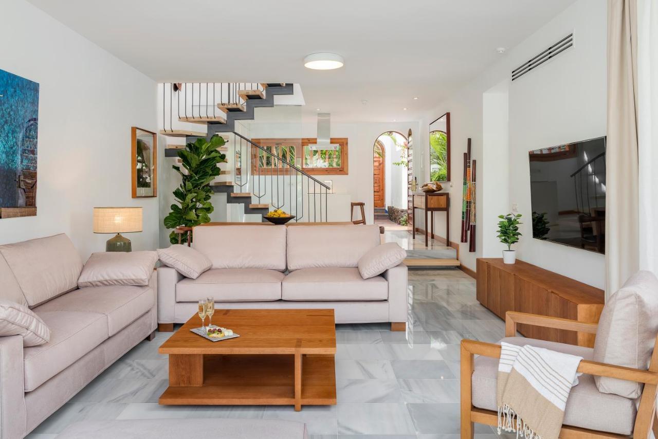 Villas Parque Santiago III By Upper Luxury Housing ปลายาเดลาสอเมริกาส ภายนอก รูปภาพ
